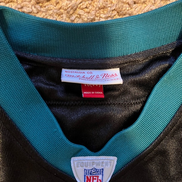Authentic Mitchell and Ness 03 Brian Westbrook - Picture 4 of 5